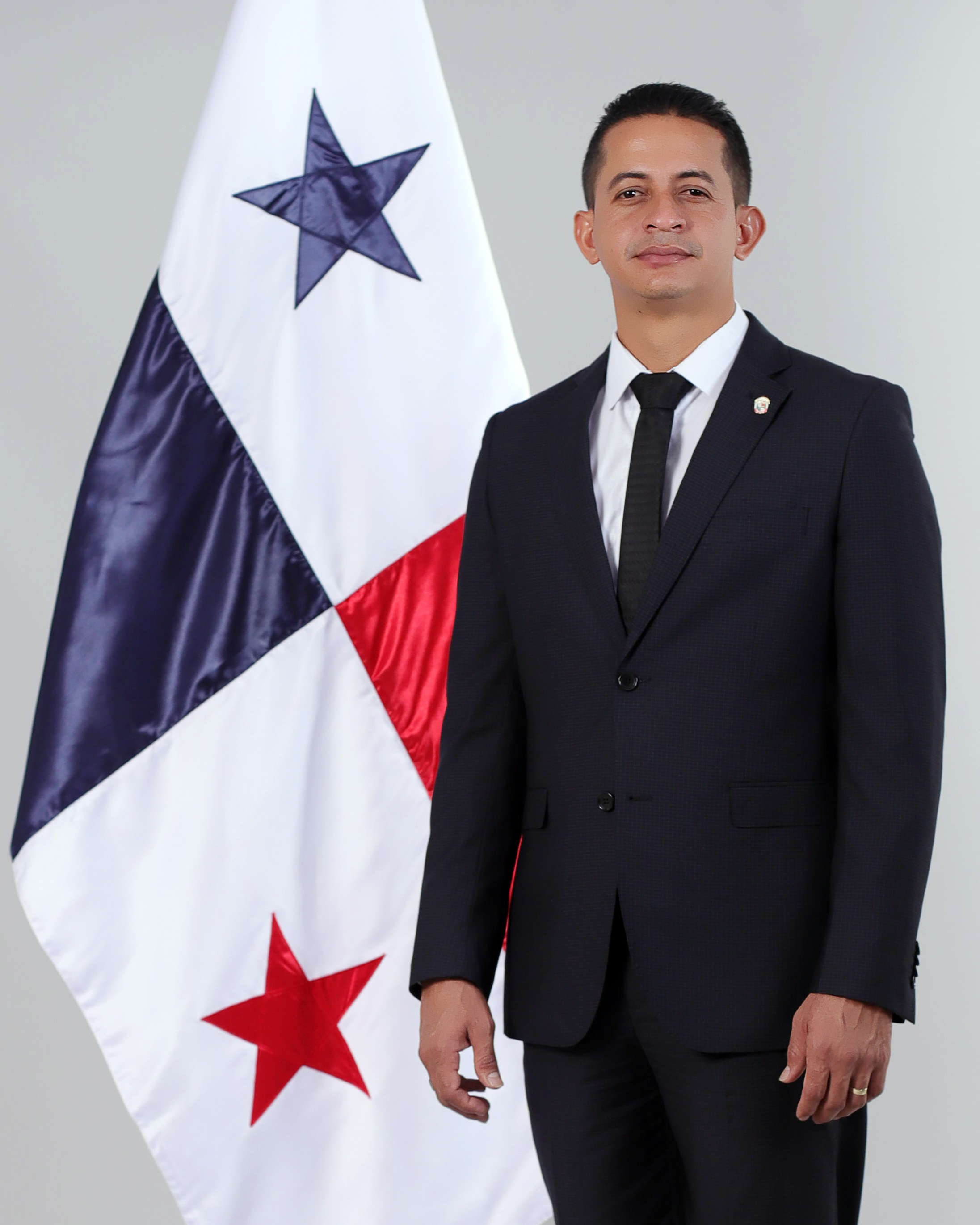 RICARDO AGUSTIN VIGIL LÓPEZ