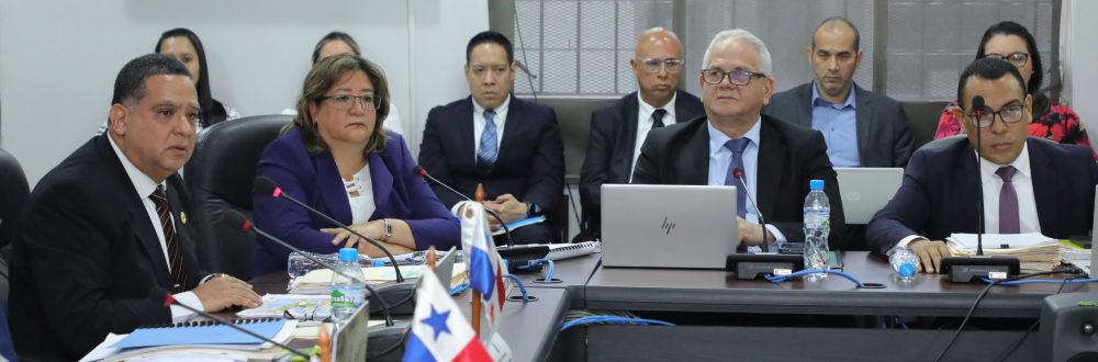 COMISIÓN DE PRESUPUESTO ANALIZA VISTAS PRESUPUESTARIAS DE UNIVERSIDADES 