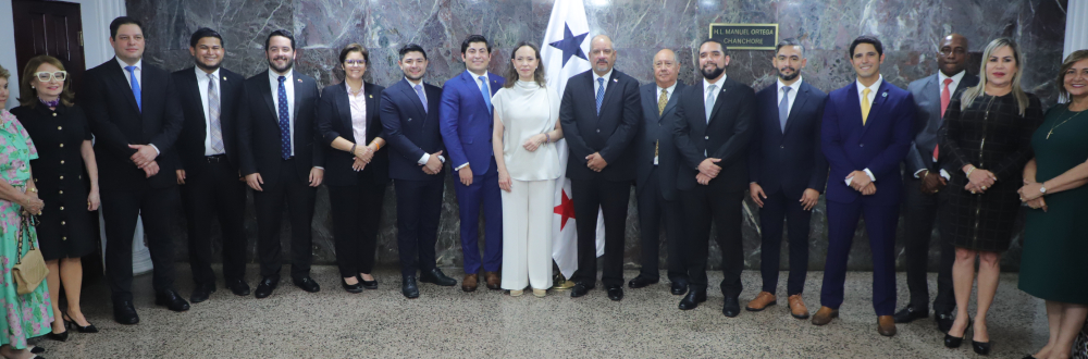 LÍDER OPOSITORA VENEZOLANA SUBRAYÓ QUE SIN INSTITUCIONALIDAD NO HAY PAZ NI DEMOCRACIA EN LAS NACIONES 