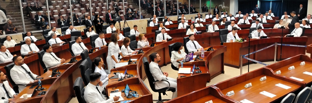 UN DEBATE ABIERTO CON RESPETO Y FIRMEZA, PROMETE PRESIDENTA DEL LEGISLATIVO